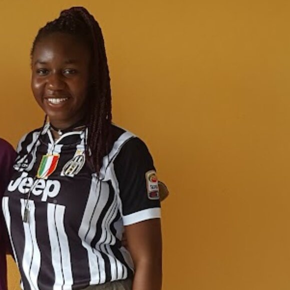 Meet your Posher, Tyesha - Picture 2 of 2